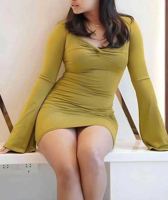 hot girl in green skirt